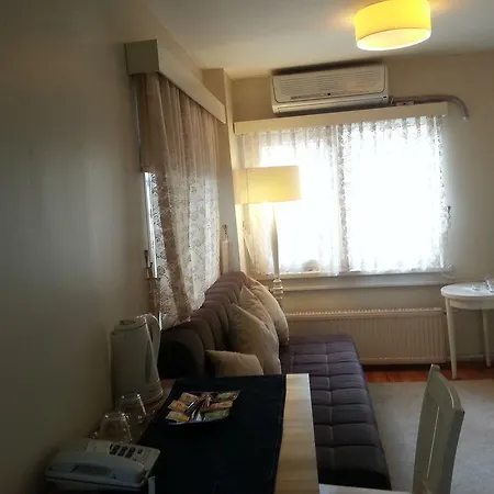 Away Aparthotel 3*