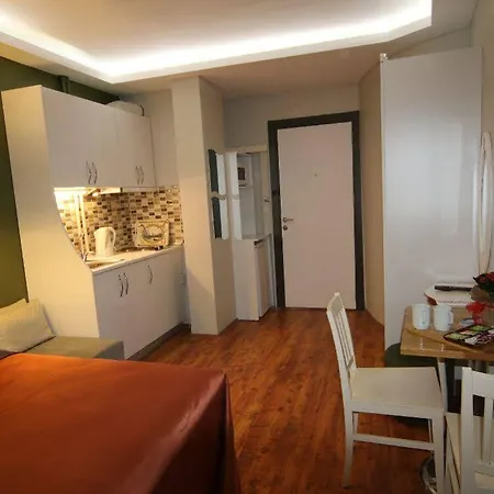 Aparthotel Away