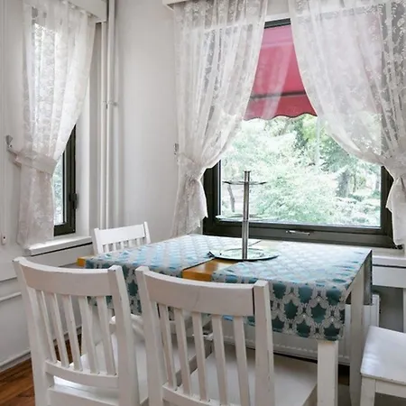 Aparthotel Away Istanbul