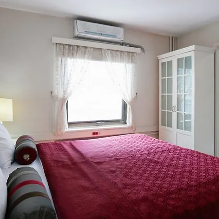 Away Lejlighedshotel 3*